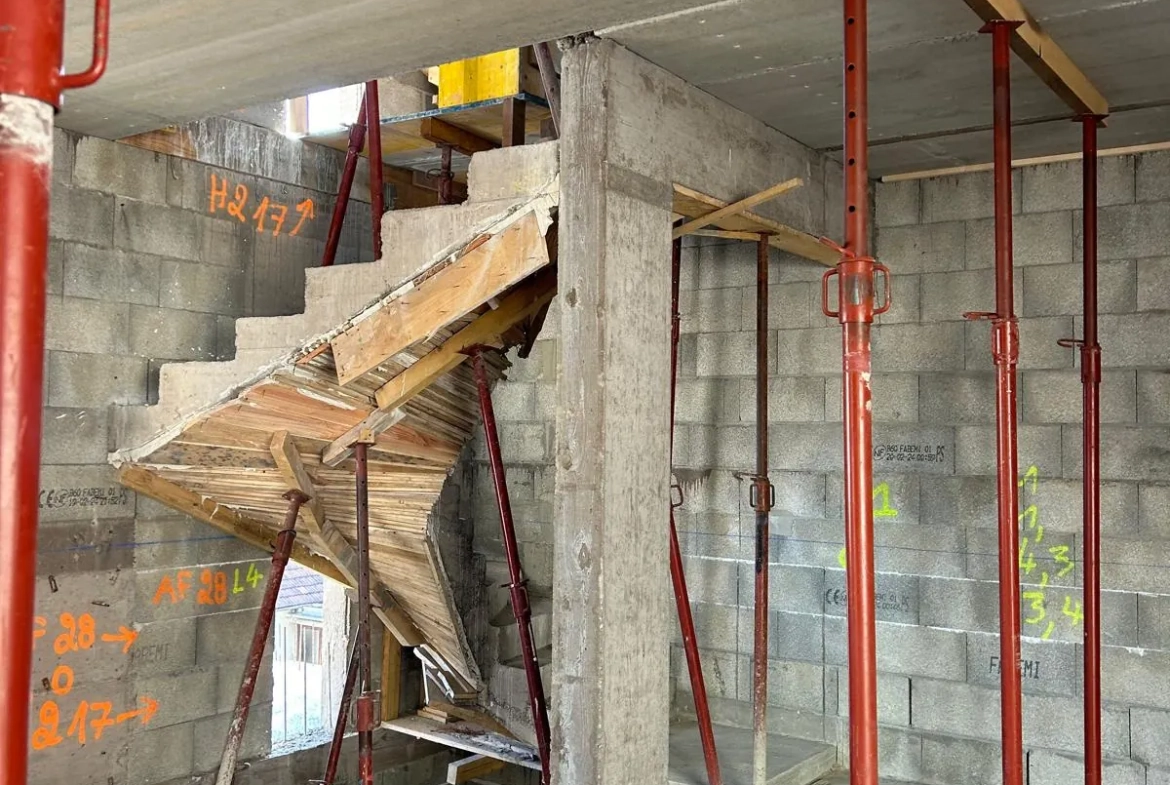 Appartement T3 ou T4 neuf à Saint-Étienne avec terrasse et parking privé 