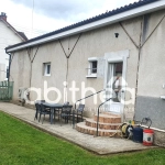 Vente maison de plain-pied de 96 m² à Chabanais - Deux garages et jardin clos