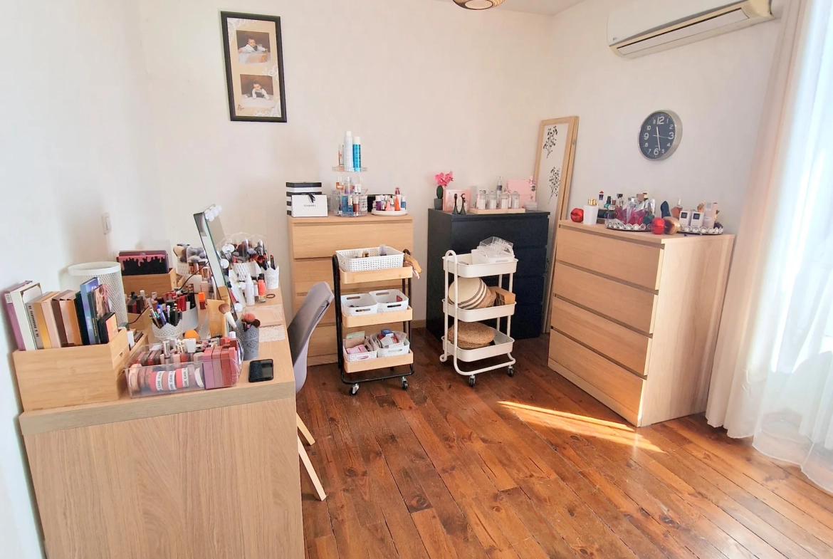 Maison à vendre en vente à terme à Villefranche-sur-Saône avec jardin et piscine 