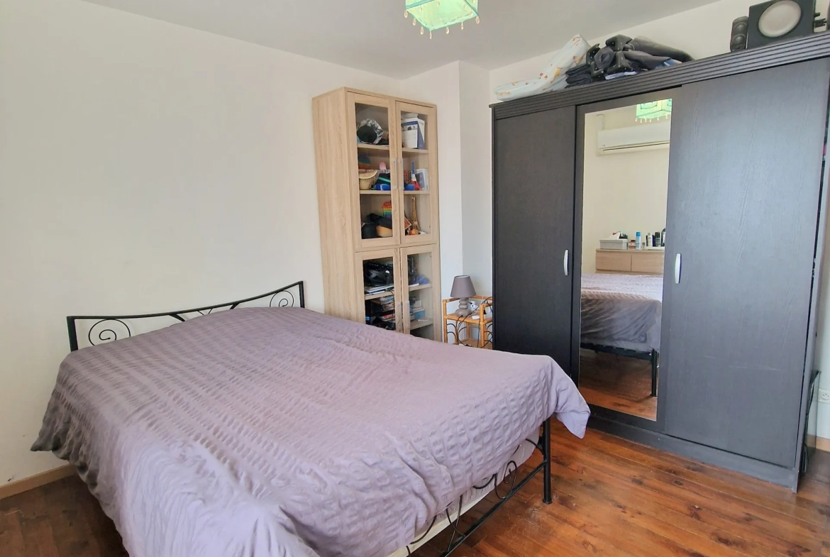 Maison à vendre en vente à terme à Villefranche-sur-Saône avec jardin et piscine 