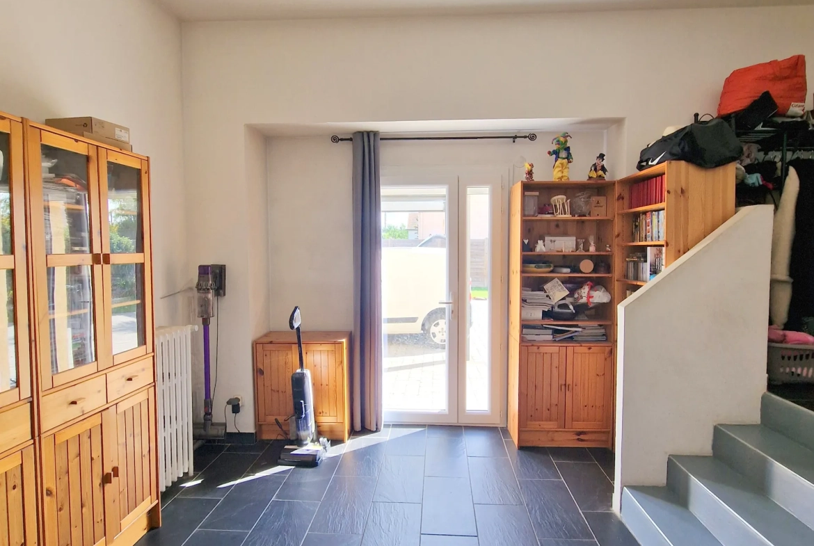Maison à vendre en vente à terme à Villefranche-sur-Saône avec jardin et piscine 