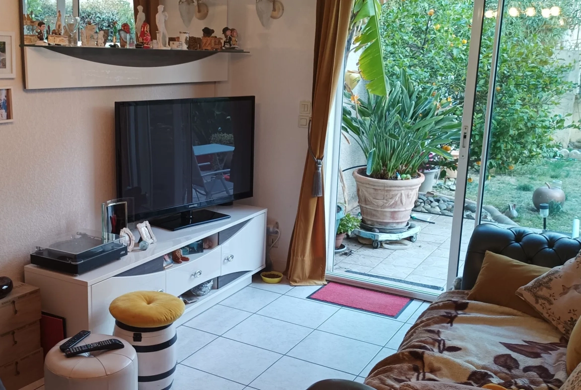 Bel appartement de plain-pied avec jardin et garage à Perpignan 