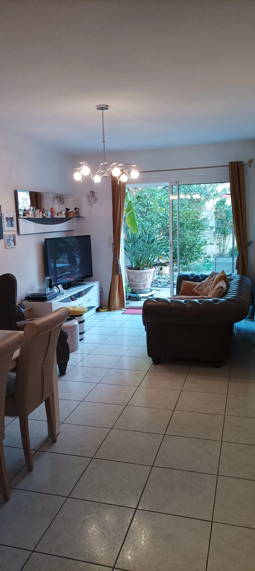 Bel appartement de plain-pied avec jardin et garage à Perpignan 
