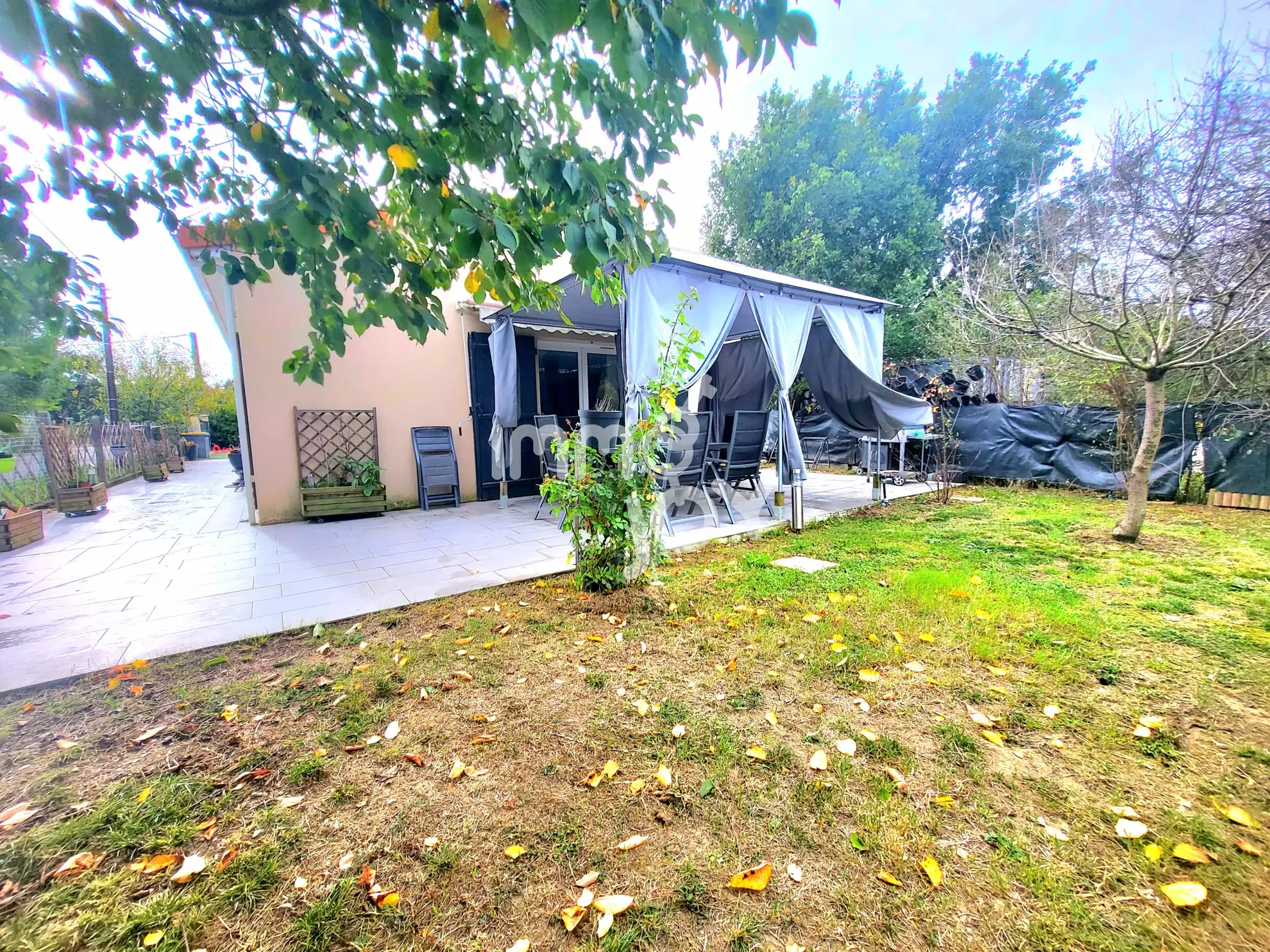 Maison T5 récente avec grand terrain à Roques, proche Toulouse 