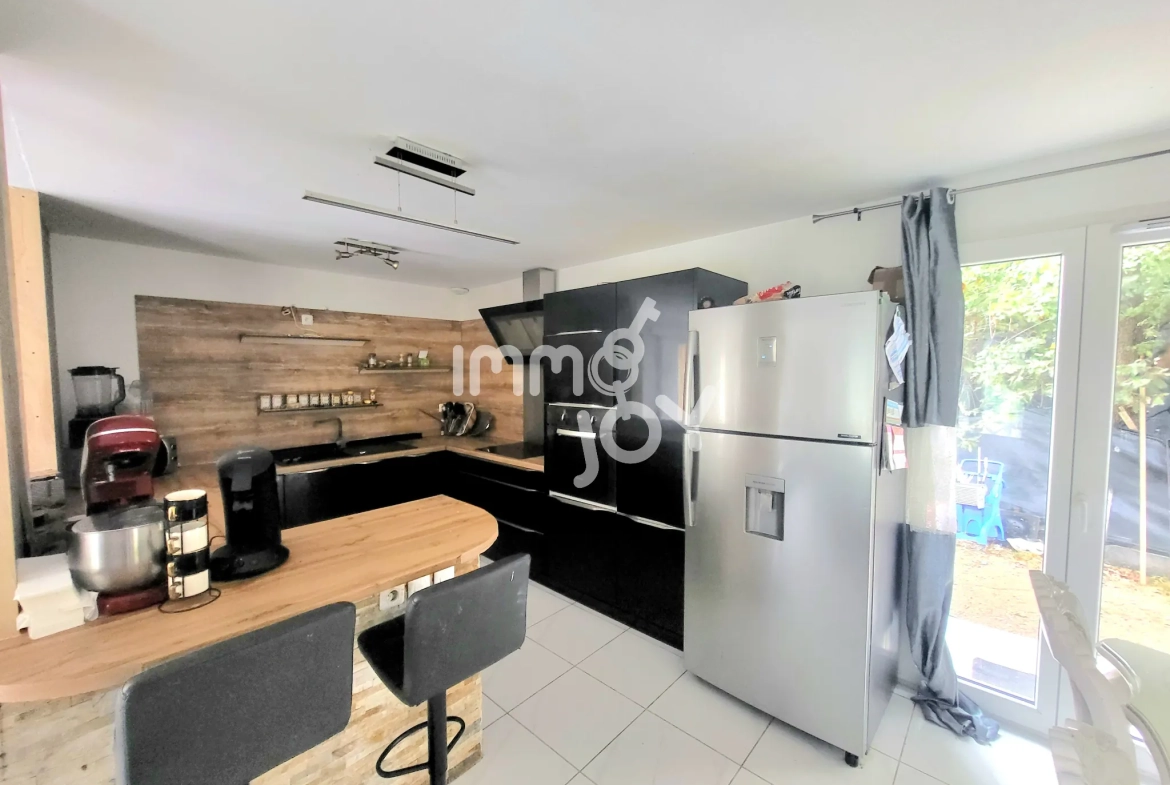 Maison T5 récente avec grand terrain à Roques, proche Toulouse 