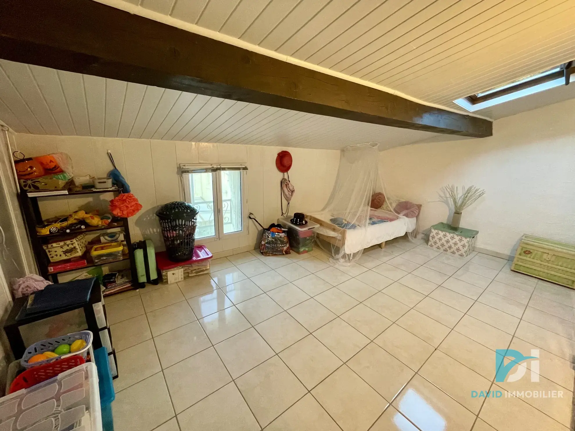 Belle maison de 88m2 avec terrasse et garage à Montblanc 