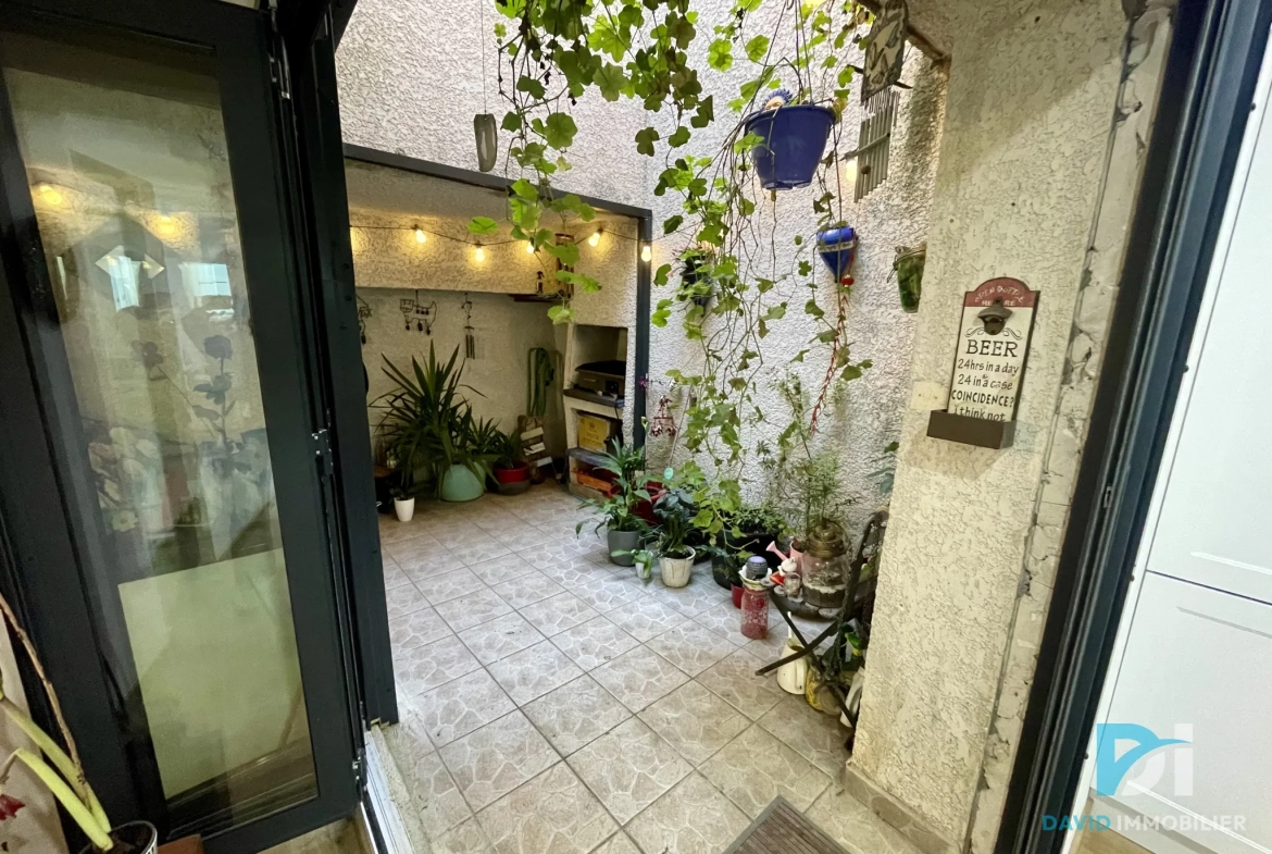 Belle maison de 88m2 avec terrasse et garage à Montblanc 
