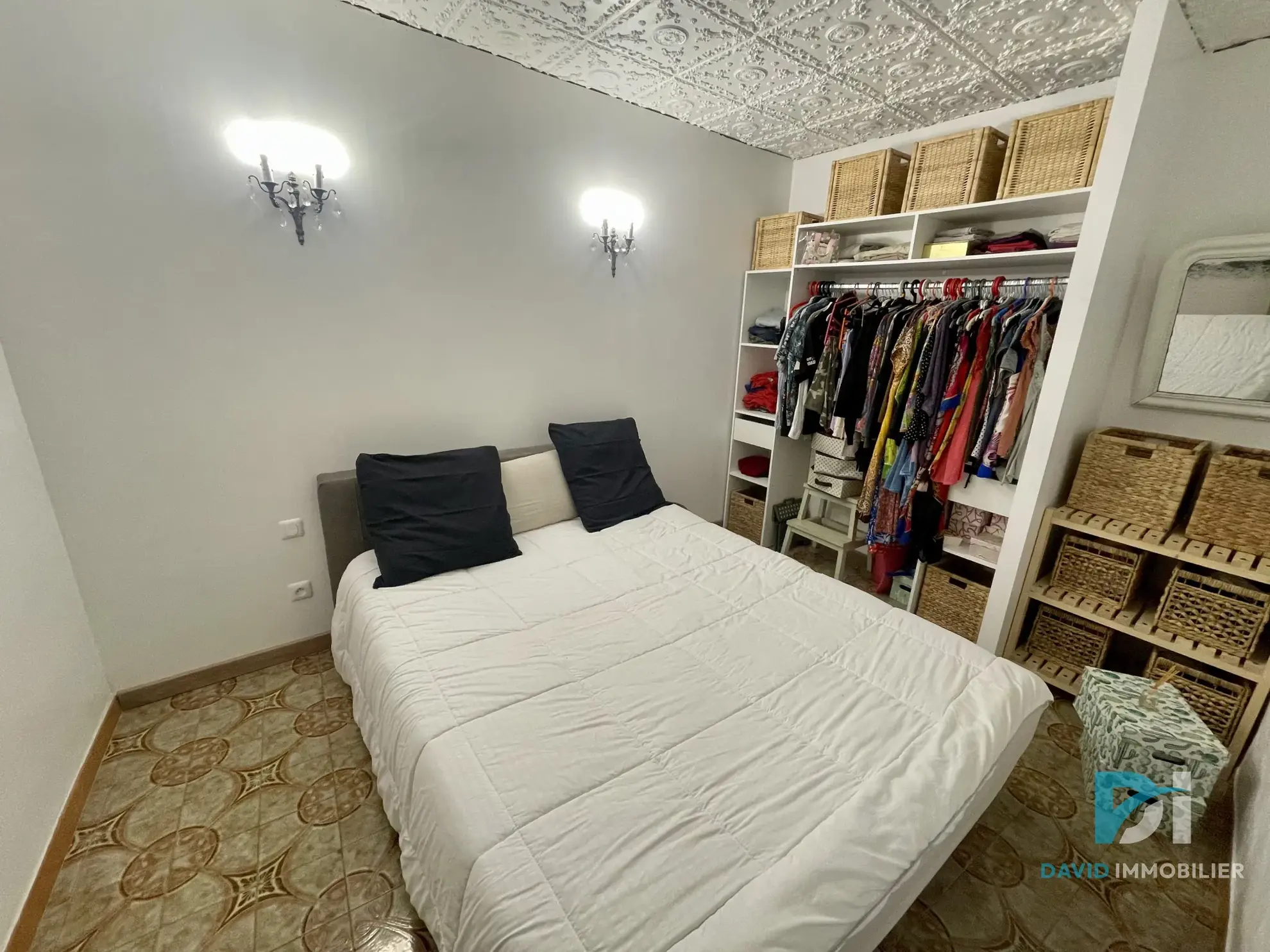 Belle maison de 88m2 avec terrasse et garage à Montblanc 