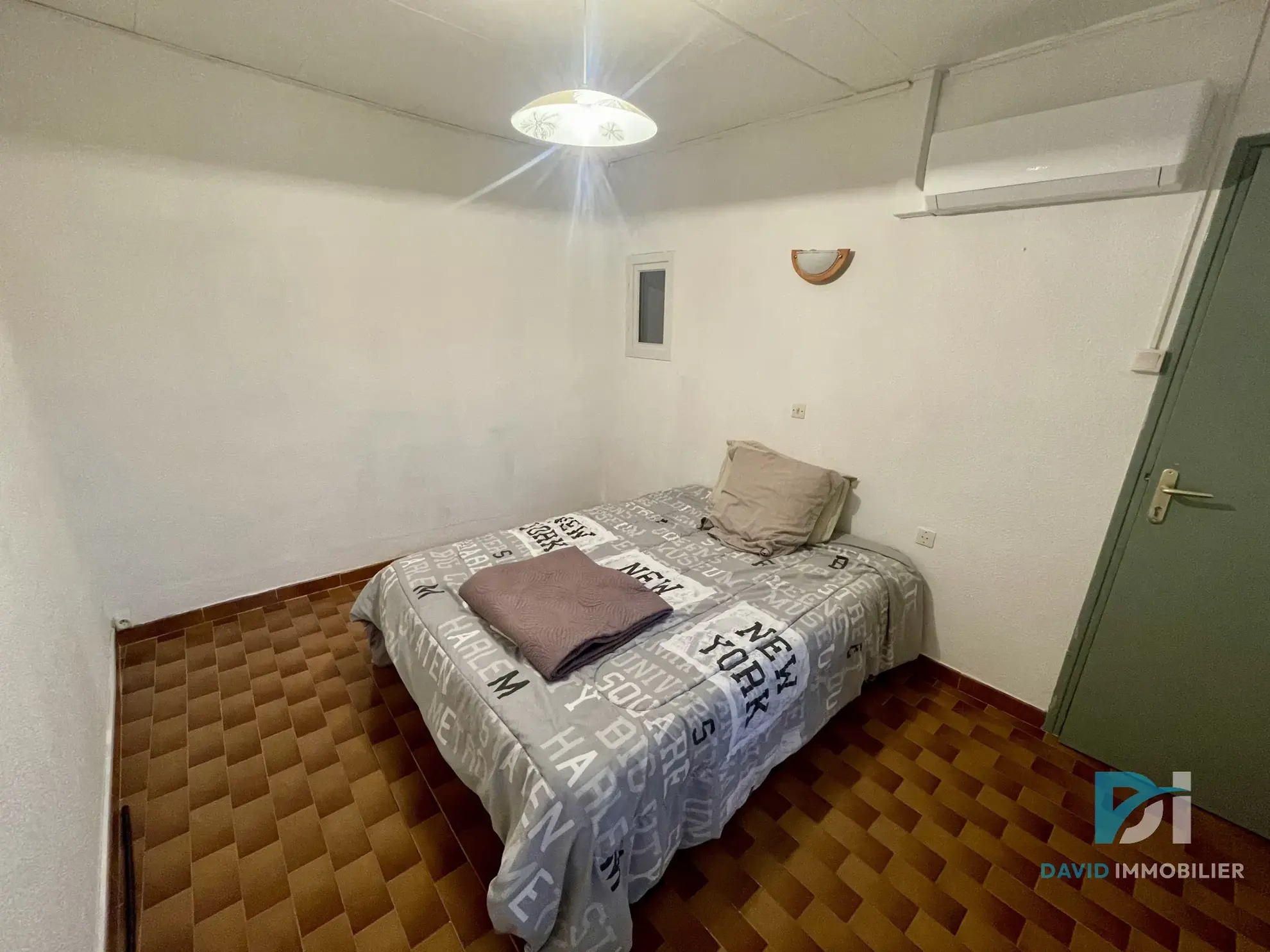 Belle maison de 88m2 avec terrasse et garage à Montblanc 