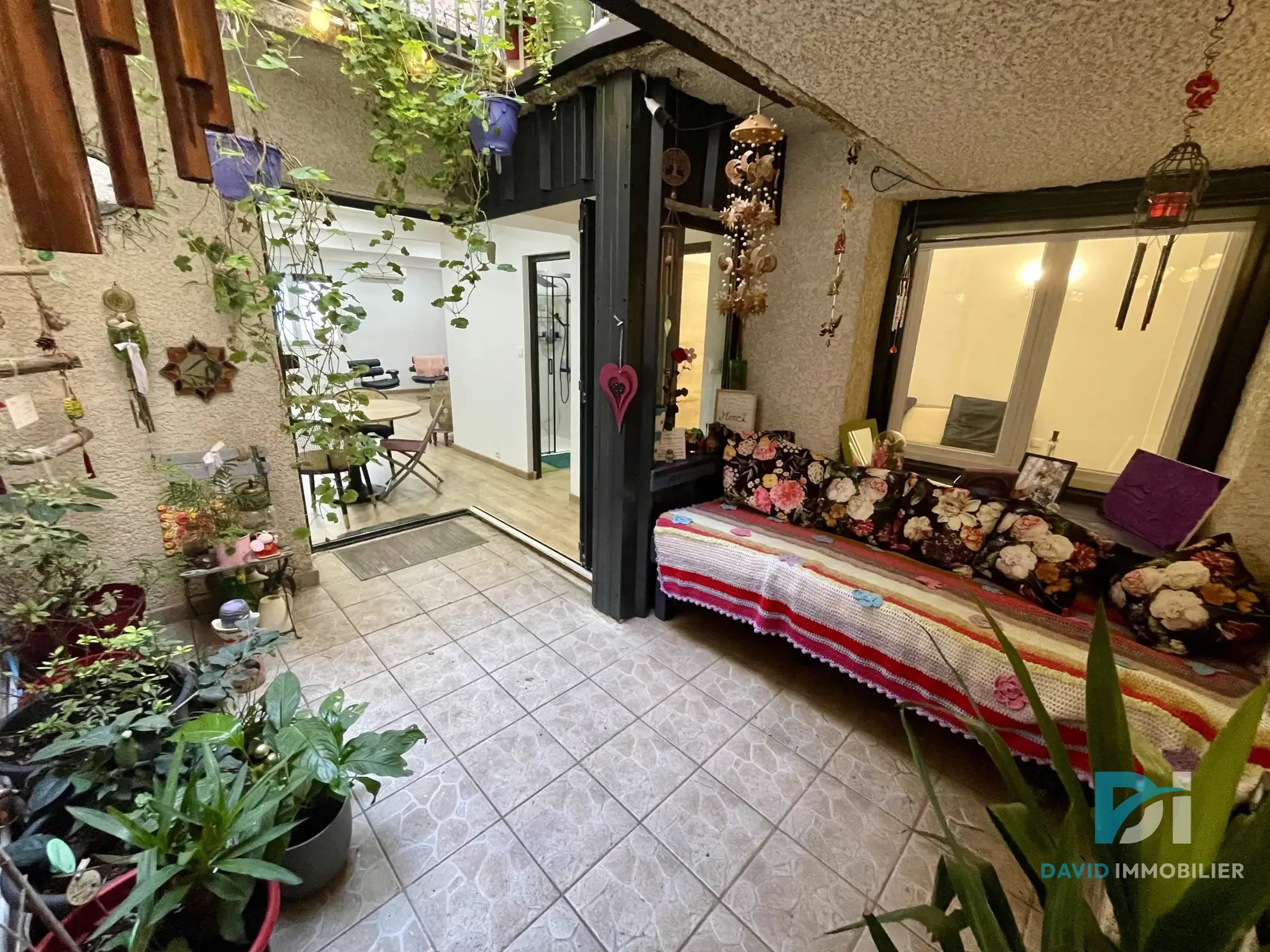Belle maison de 88m2 avec terrasse et garage à Montblanc 