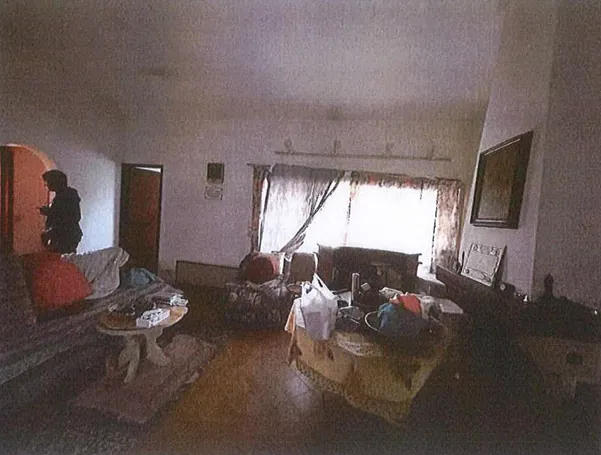 Vente aux enchères d'une maison T4 avec terrasse à Lumio 