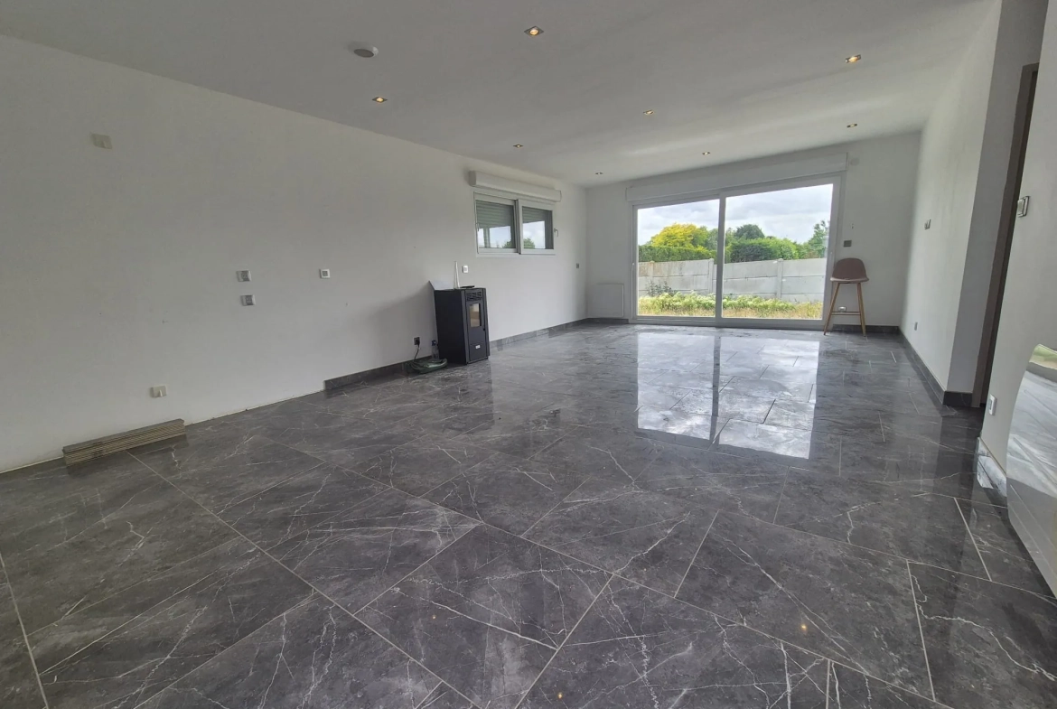 Maison individuelle de 93 m² à Henin Beaumont avec grand terrain et garage 