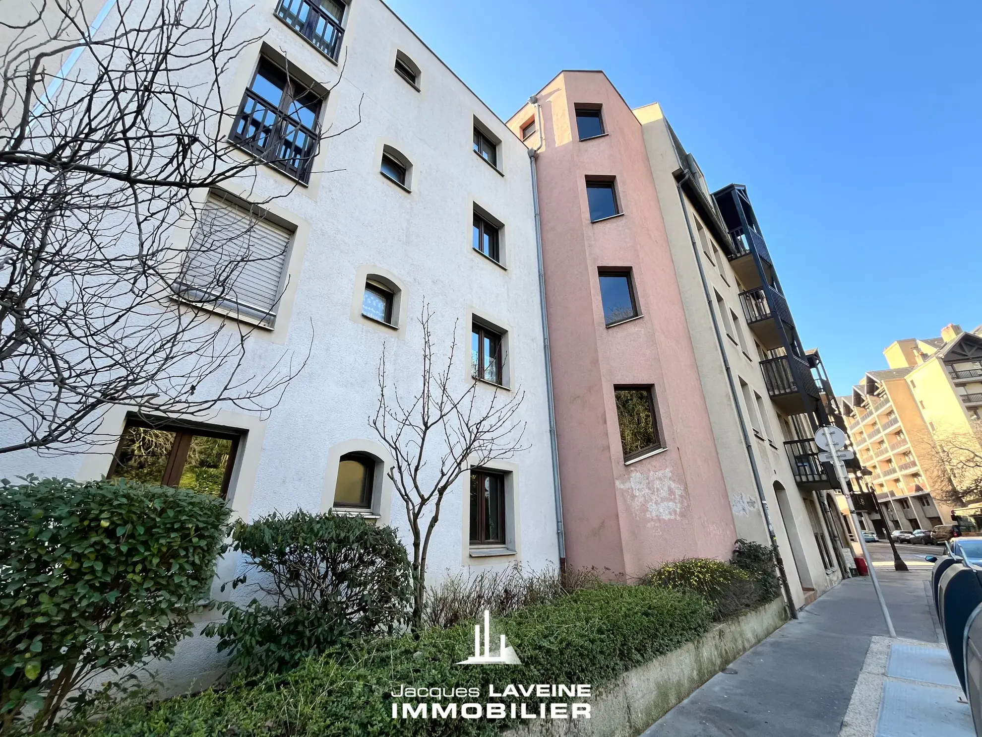 Appartement 4 pièces avec parking au centre-ville de Metz 