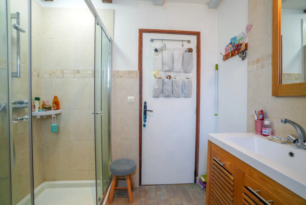 Maison en pierre de 4 pièces avec piscine à Masclat - Bien immobilier à vendre 