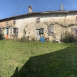 Maison à rénover de 100 m² avec dépendances sur 3000 m² à Cresse