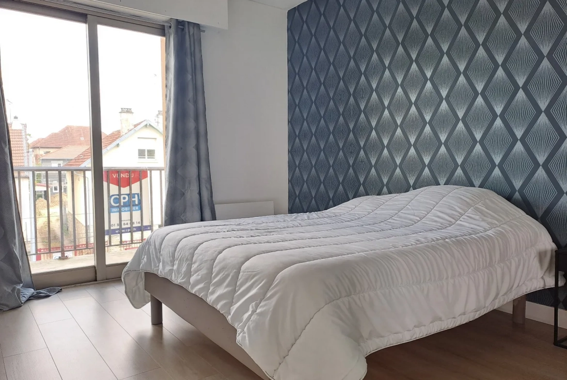 Bel appartement 2 pièces avec balcon à Rambouillet au centre-ville 
