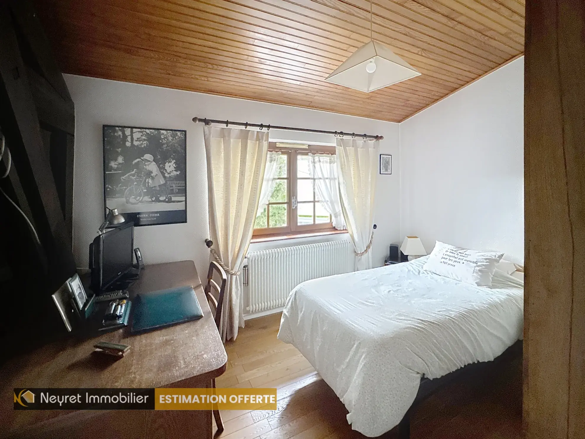 Maison ancienne de 125 m² avec jardin et garage à Saint-Étienne 