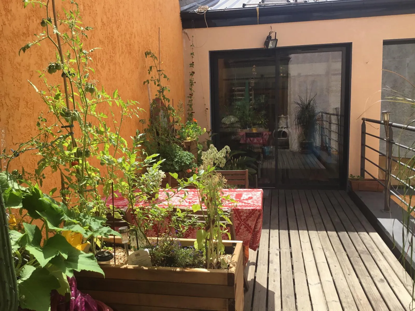 Maison atypique à Villeneuve d'Ascq, secteur recherché avec terrasse et garage 