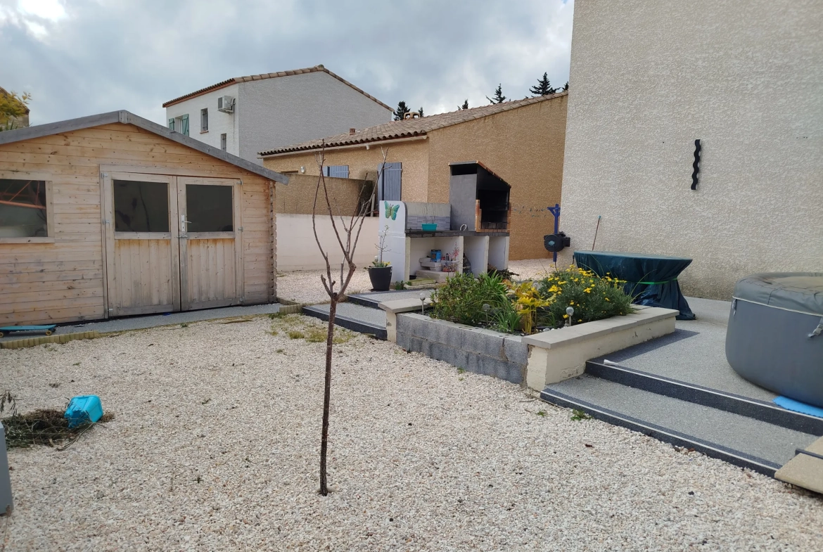 Maison 4 chambres à Fleury à 10 min de la mer, sans travaux à prévoir 