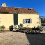 Maison en pierre avec piscine et dépendances à Vailhourles proche Villefranche-de-Rouergue