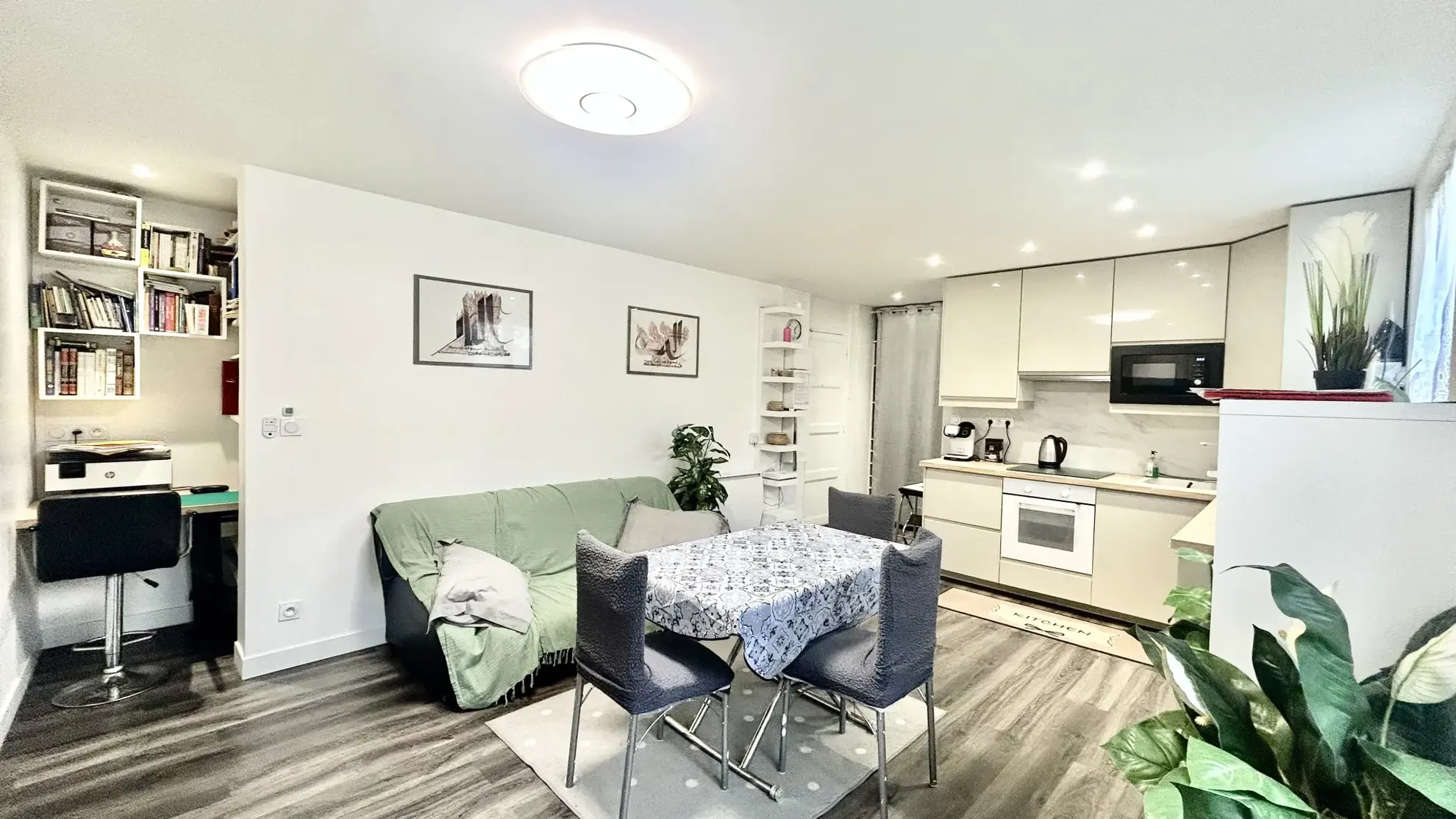 Charmant appartement 2 pièces à vendre à Stains - résidence sécurisée 