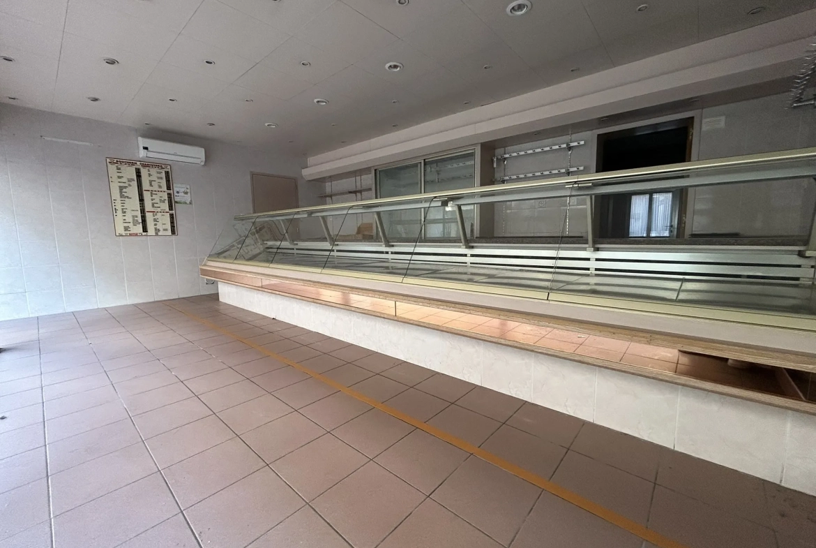 Immeuble en hyper centre de Forbach de 359 m² à rénover pour investissement 