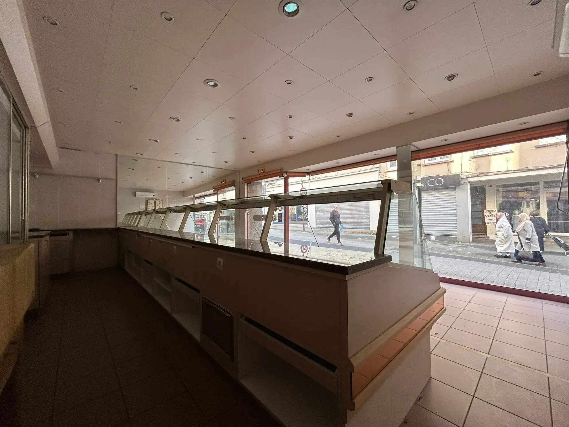 Immeuble en hyper centre de Forbach de 359 m² à rénover pour investissement 