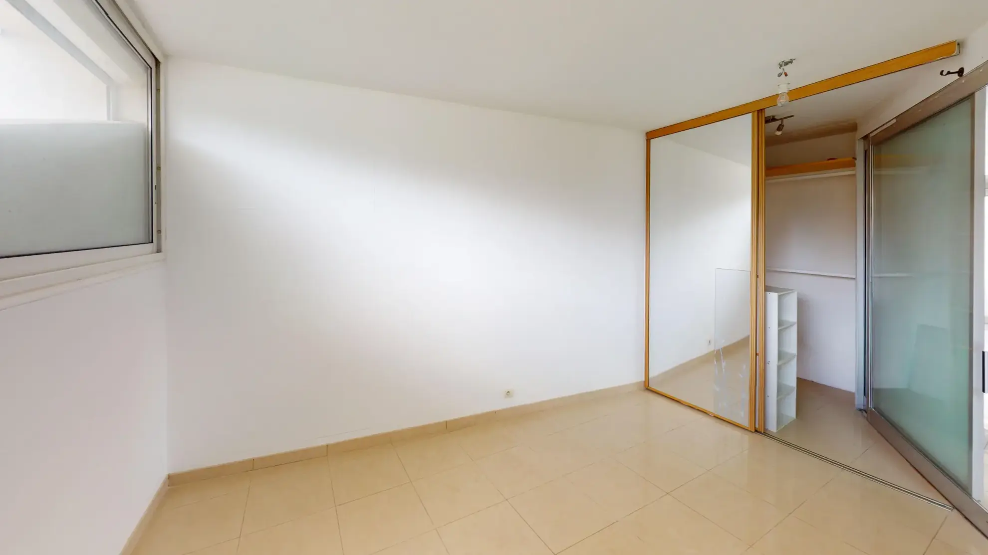 Appartement T3 avec terrasse et garage à La Grande-Motte - Proximité plages 