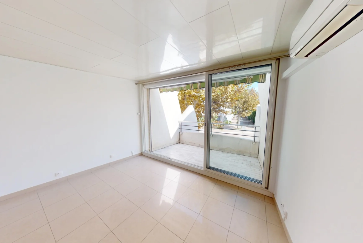 Appartement T3 avec terrasse et garage à La Grande-Motte - Proximité plages 