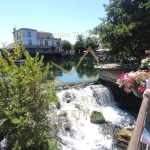 Maison de ville à rénover à Isle-sur-la-Sorgue avec potentiel d'investissement