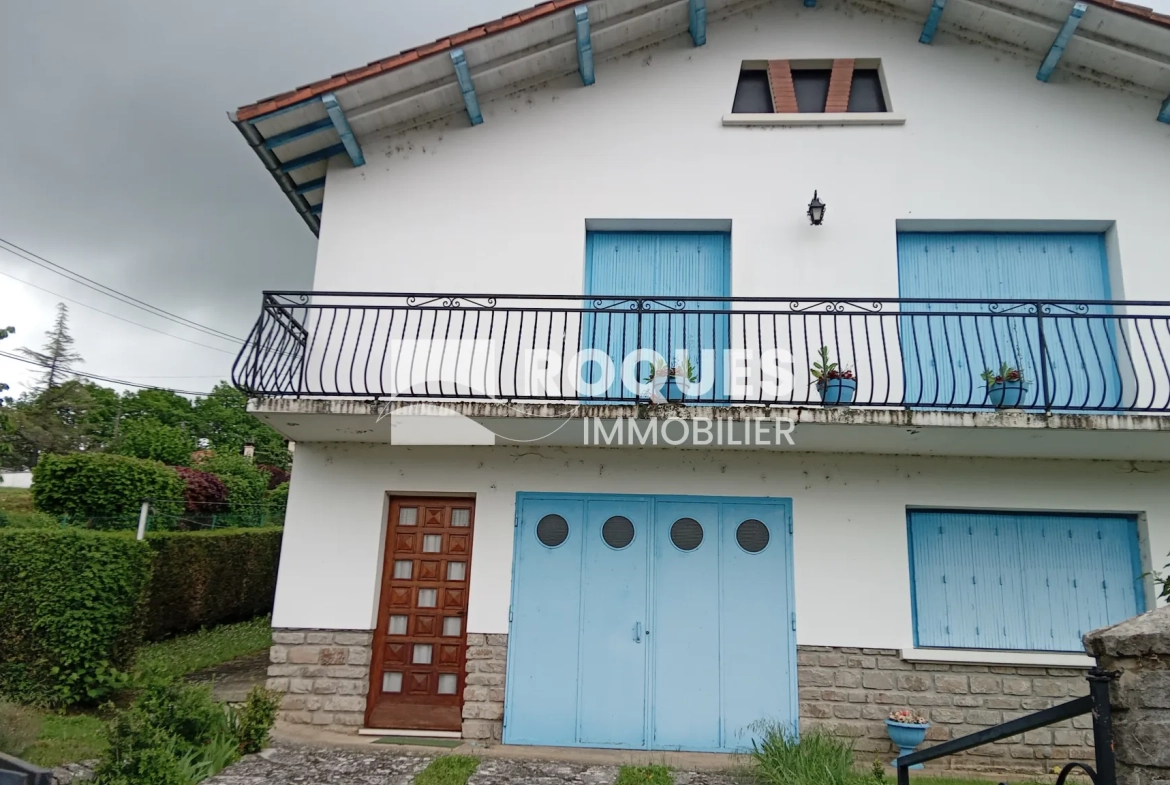 Maison T5 à rénover à Saint-Rome de Cernon proche Millau 