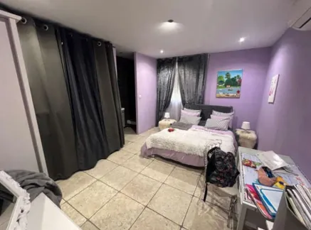 Villa à Fuveau avec 8 chambres et grande parcelle, vente aux enchères à partir de 113 000 € 