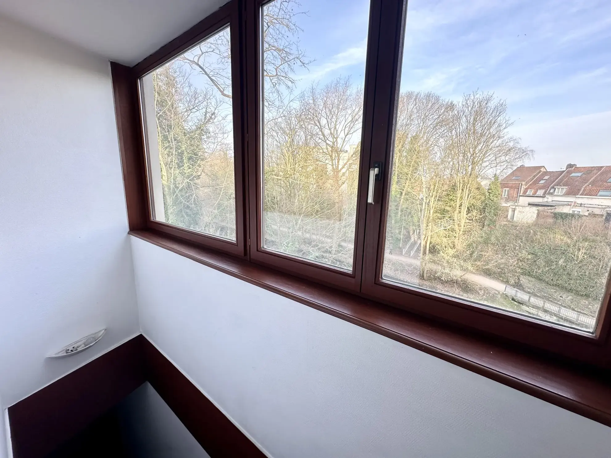 Investissement immobilier à Tourcoing : immeuble avec local commercial et appartements 
