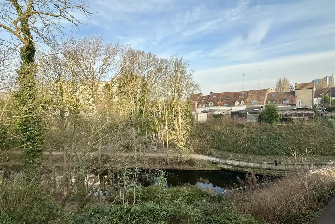 Investissement immobilier à Tourcoing : immeuble avec local commercial et appartements 