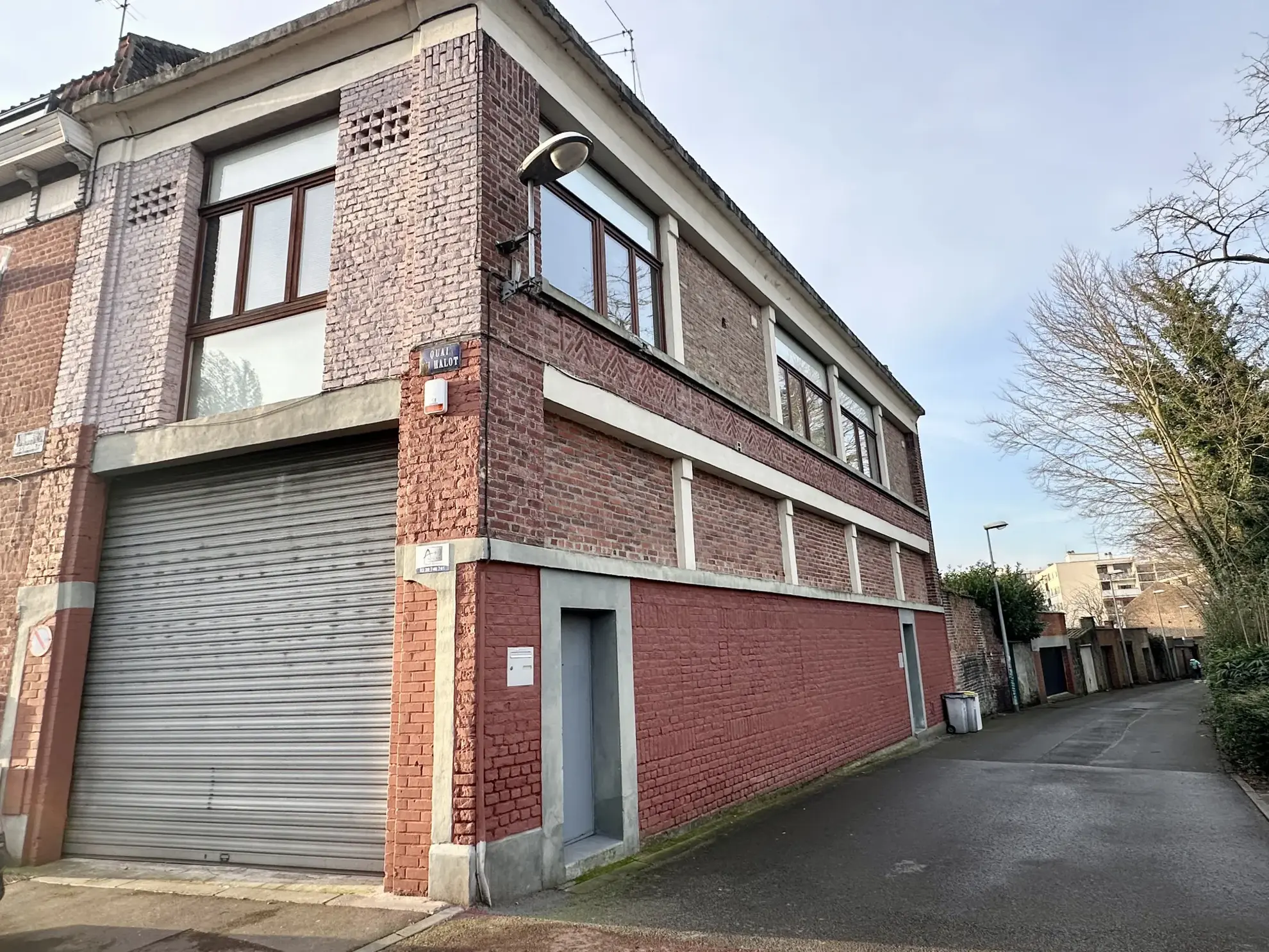 Investissement immobilier à Tourcoing : immeuble avec local commercial et appartements 