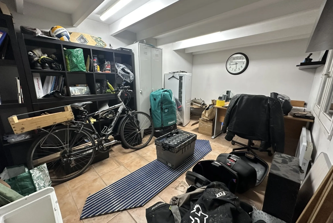 Investissement immobilier à Tourcoing : immeuble avec local commercial et appartements 