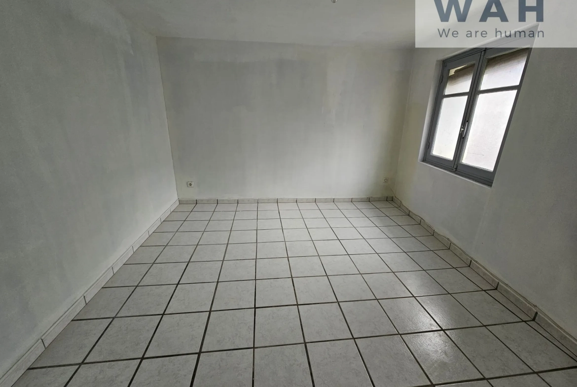 A vendre appartement 2 pièces à Lodeve (34700), proche commodités 