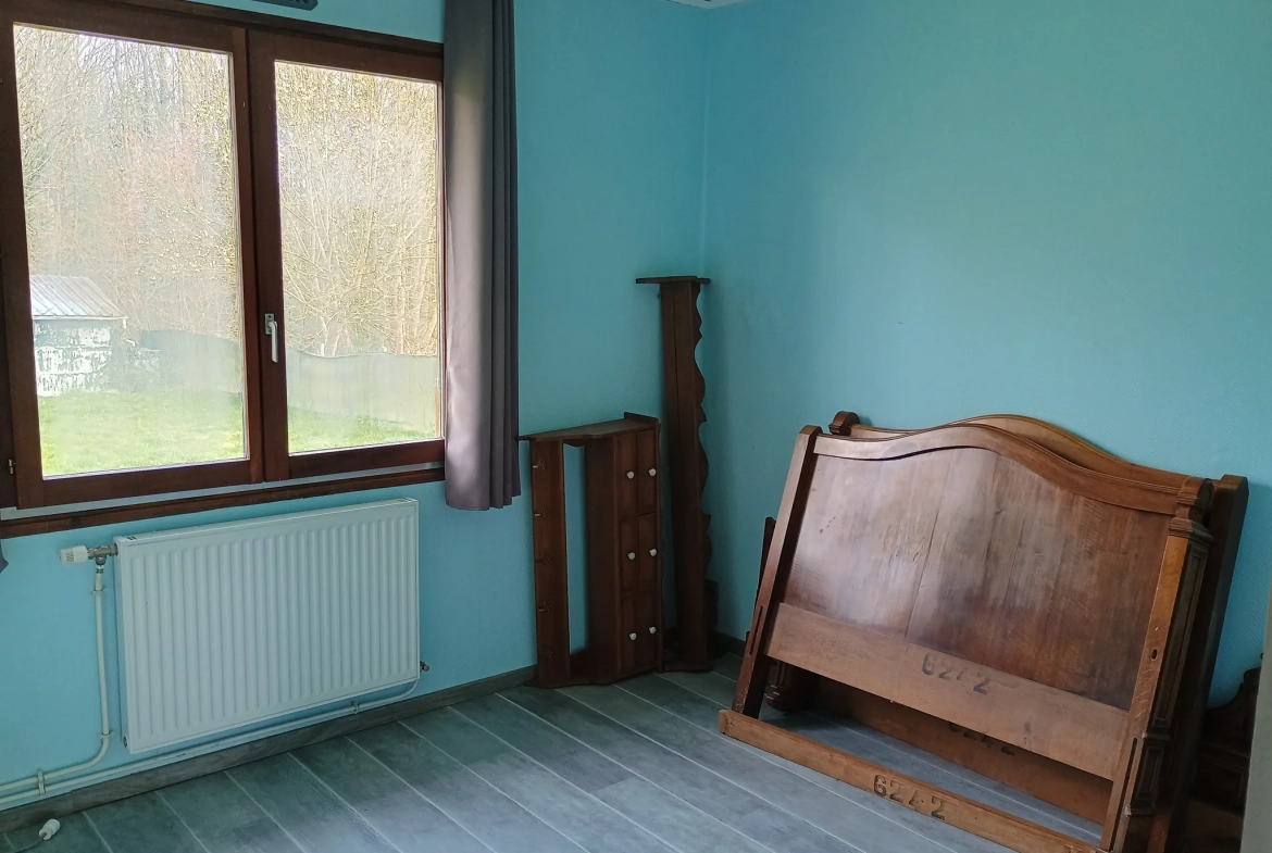 Maison de village de 91,5 m² avec terrain arboré à Thenailes, proche Vervins 
