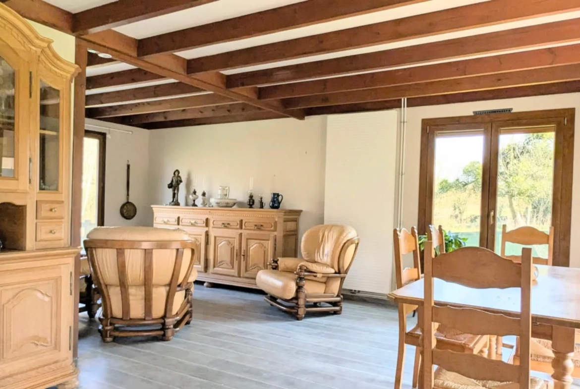 Maison de village de 91,5 m² avec terrain arboré à Thenailes, proche Vervins 