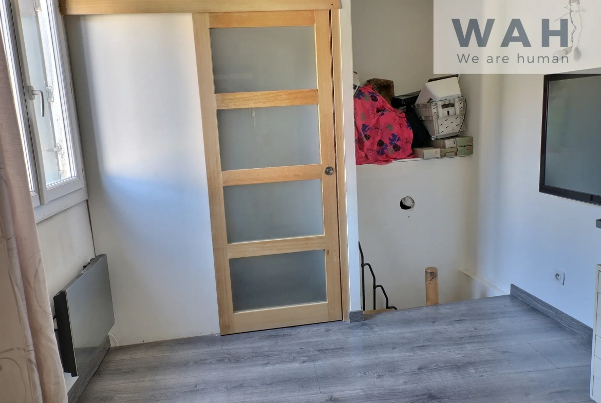 Maison de ville T3 avec bureau à Lunel – 105 m², terrasse, proche centre 