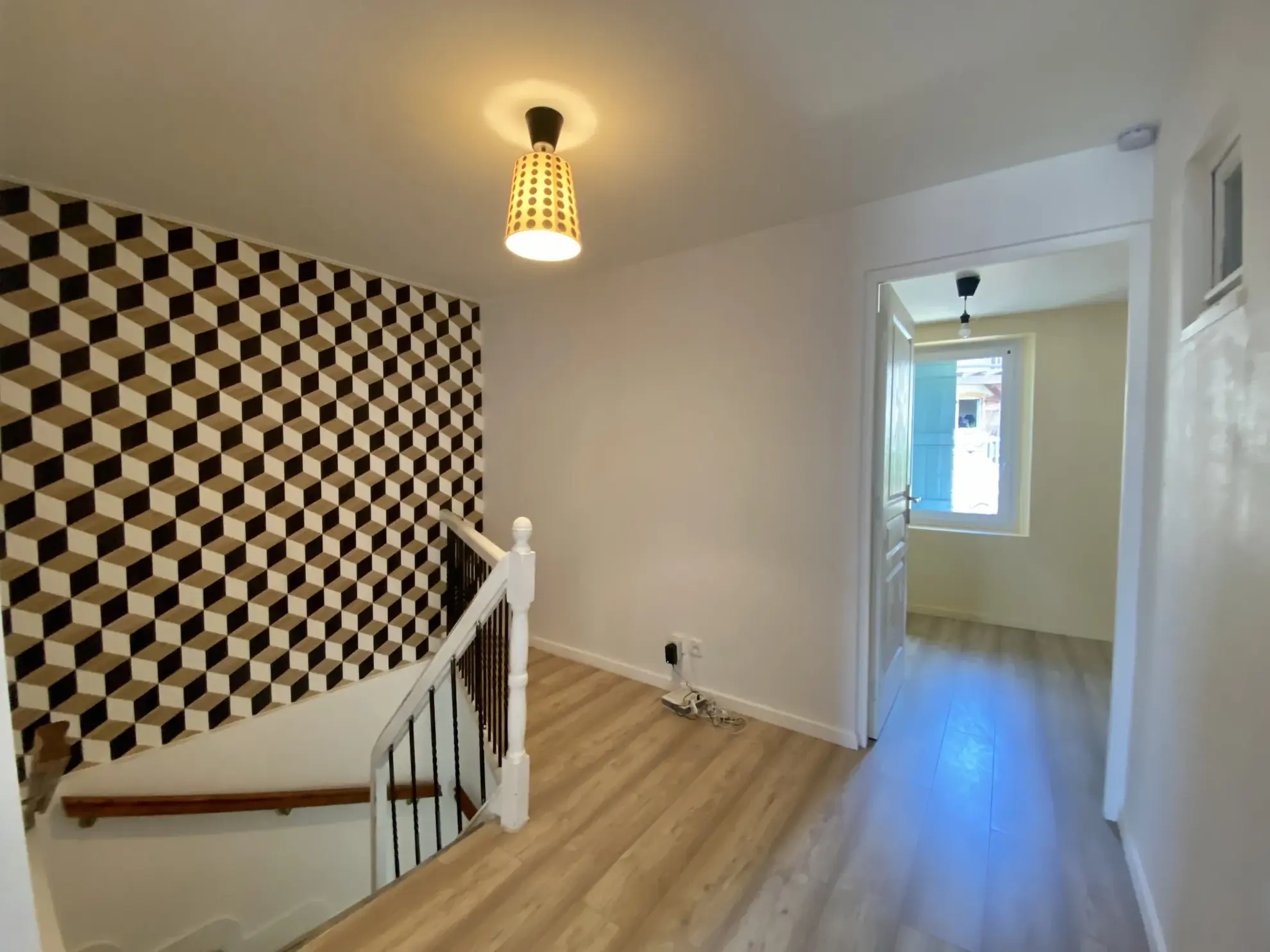 Maison de village rénovée à Nègrepelisse - 80 m², proche du marché 