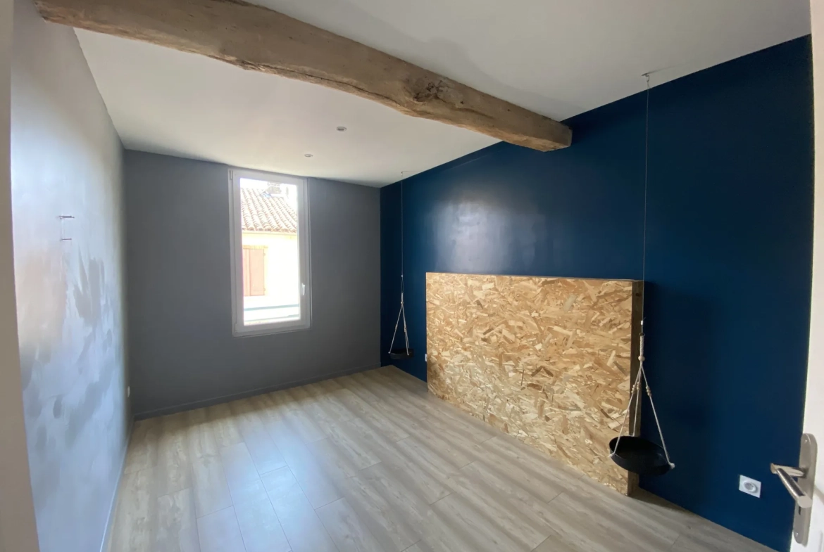 Maison de village rénovée à Nègrepelisse - 80 m², proche du marché 
