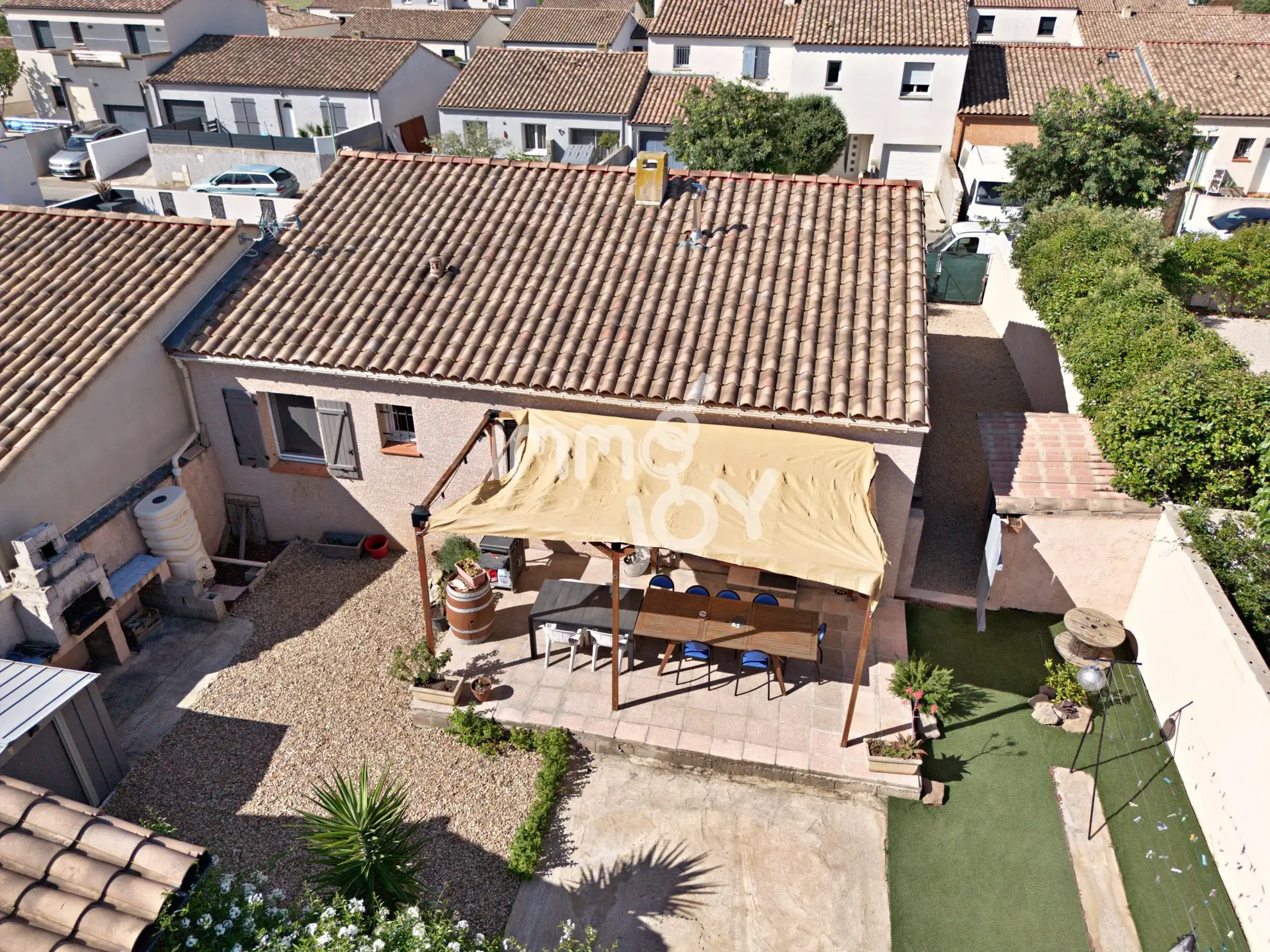 Villa T4 avec garage, jardin privé et équipements modernes à Saint-Nazaire-d'Aude 