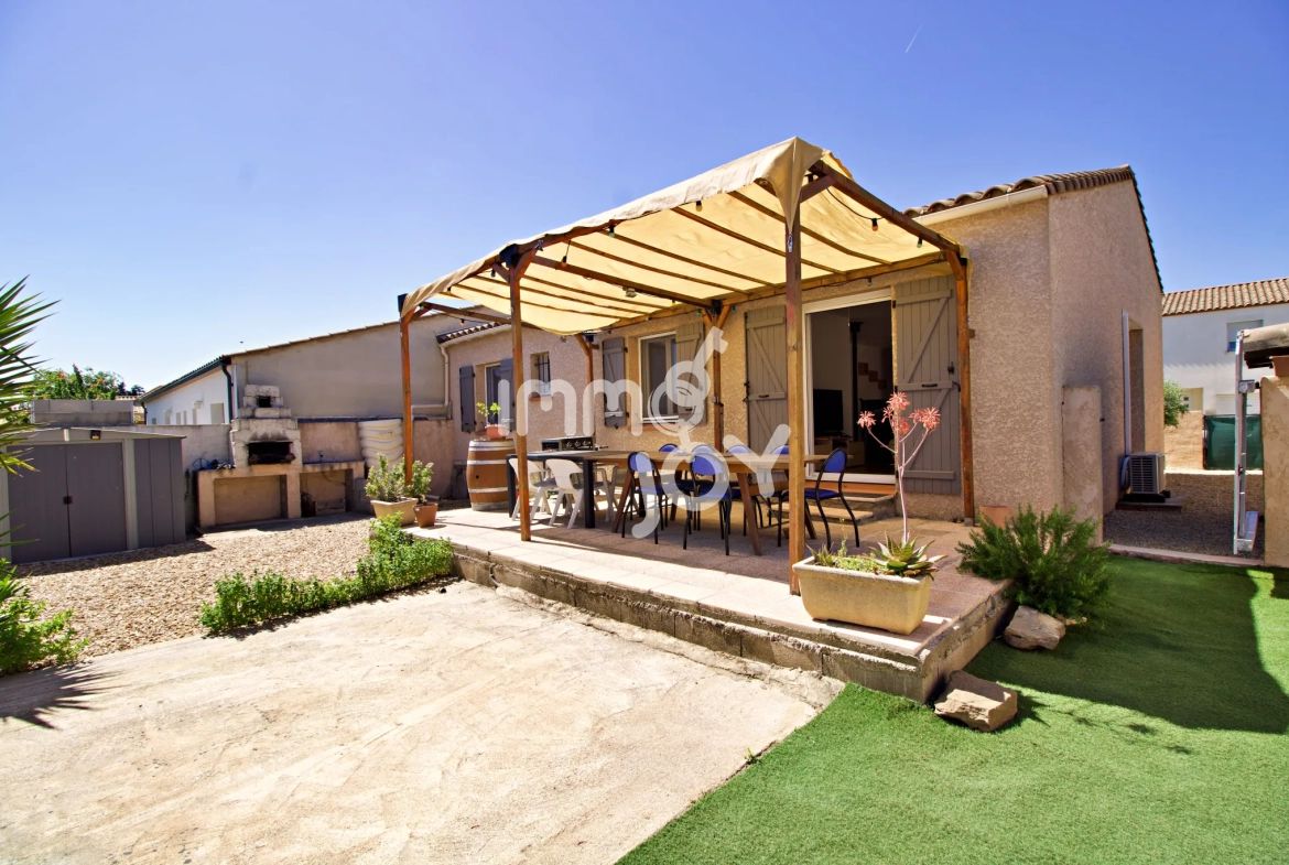 Villa T4 avec garage, jardin privé et équipements modernes à Saint-Nazaire-d'Aude 