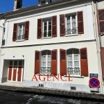 Maison de ville à Bray-sur-Seine avec 4 chambres, garage et cour intérieure