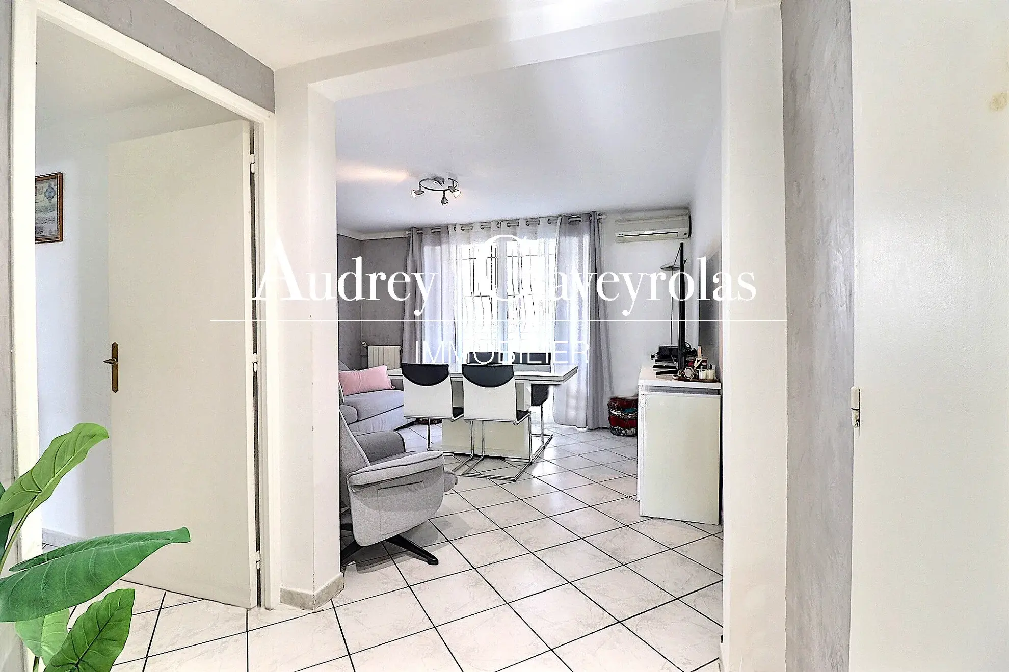 Appartement T4 lumineux avec cave et parking à La Valentine - Résidence sécurisée 