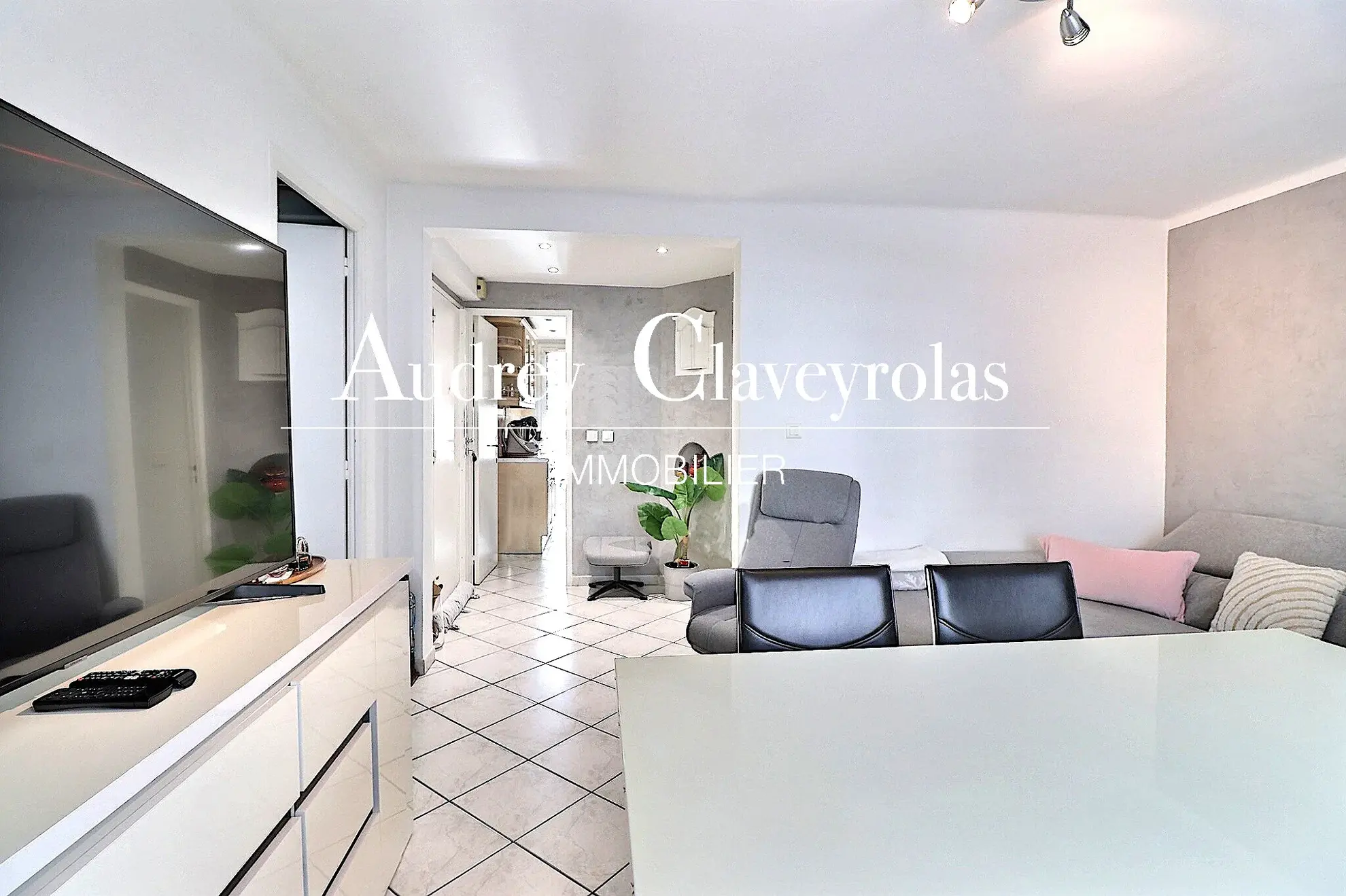 Appartement T4 lumineux avec cave et parking à La Valentine - Résidence sécurisée 