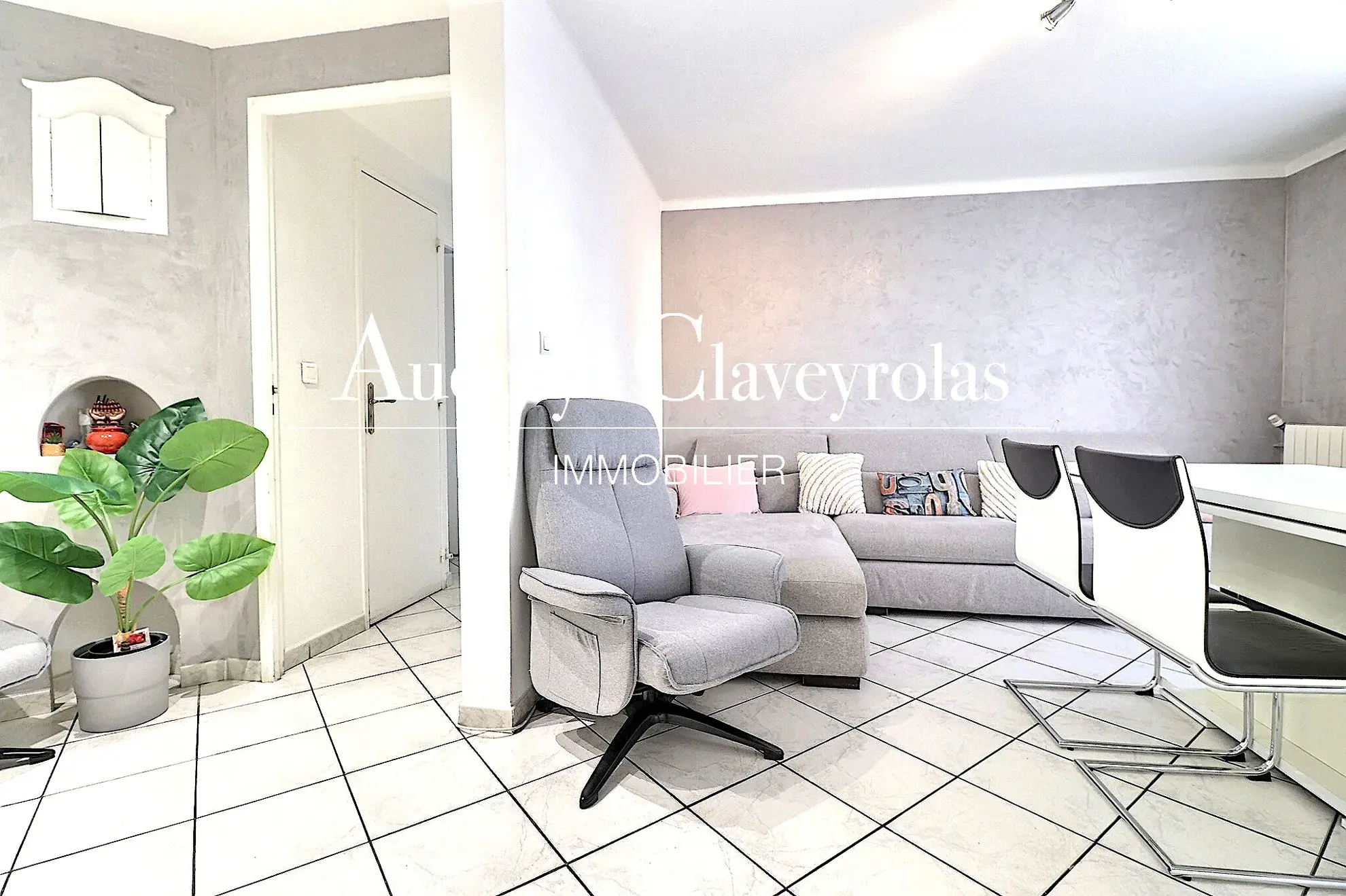 Appartement T4 lumineux avec cave et parking à La Valentine - Résidence sécurisée 