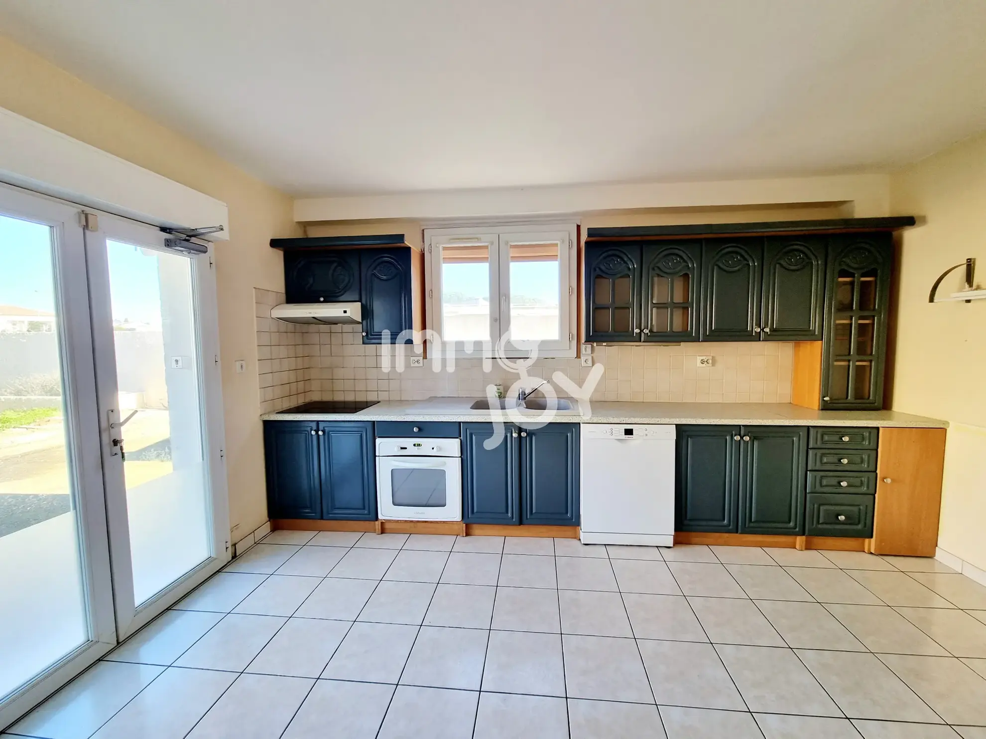 Belle maison individuelle de 139,80 m² avec terrain piscinable à Lignan-Sur-Orb 