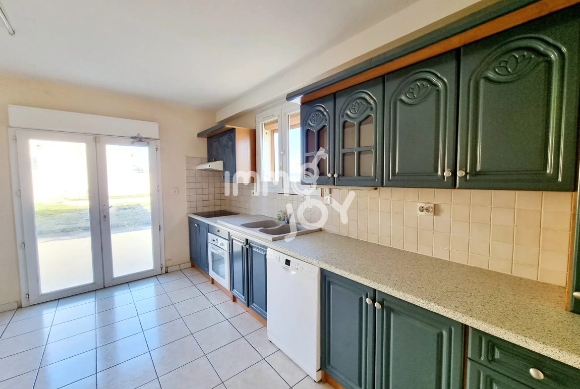 Belle maison individuelle de 139,80 m² avec terrain piscinable à Lignan-Sur-Orb 